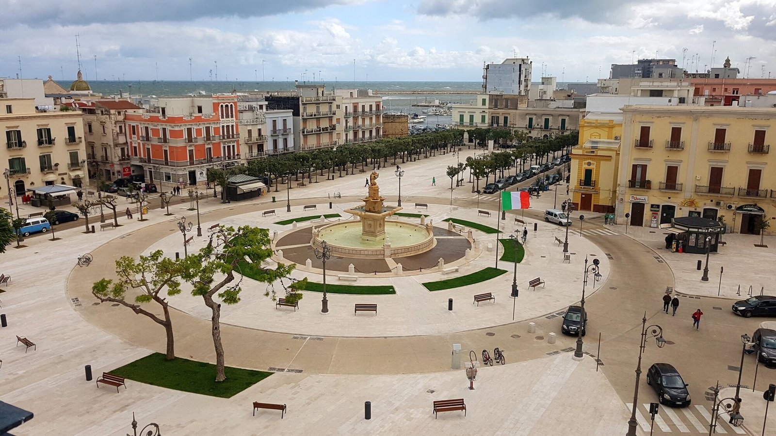 Mola di Bari